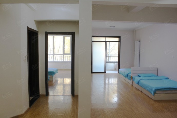 北京科技职业技术学院（八达岭校区）四人间