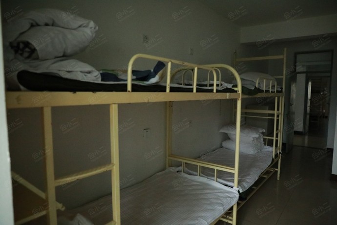 北京科技职业技术学院（八达岭校区）八人间