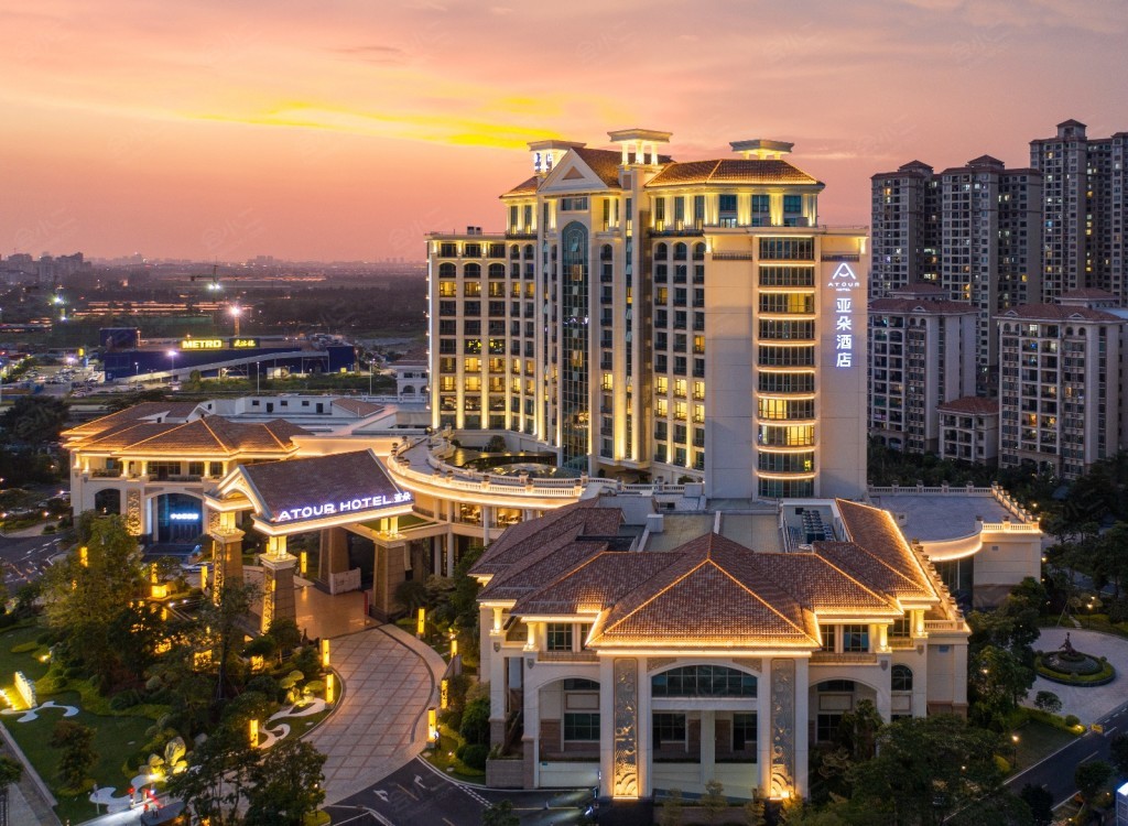 中山懿峯候机楼亚朵酒店图片