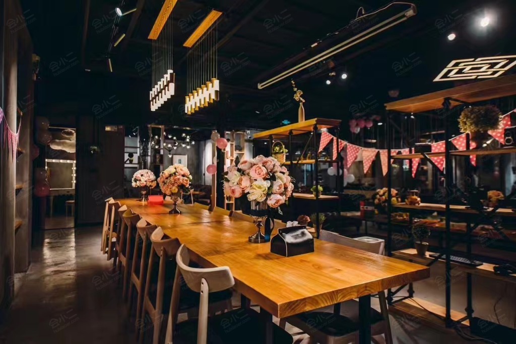 白梧桐轰趴馆谏山公馆店会场图片