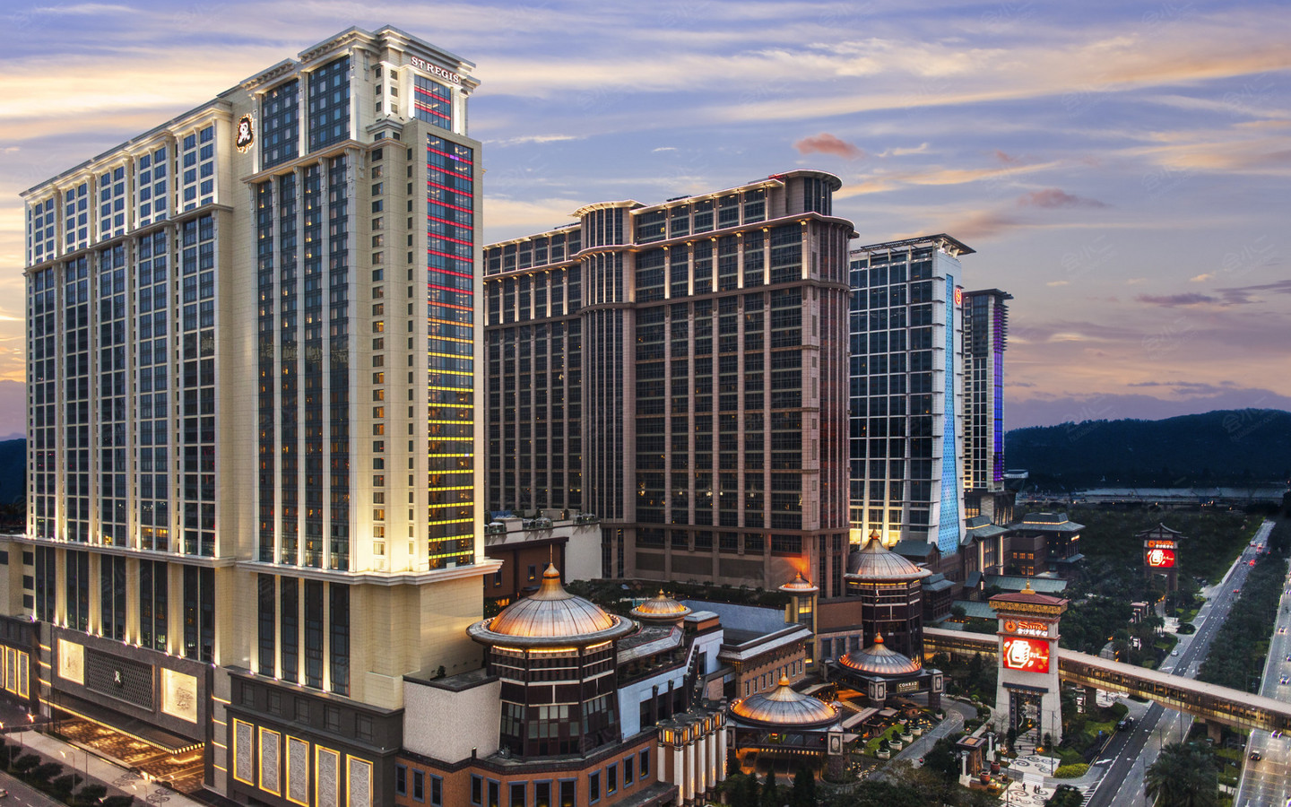 五星酒店 澳门瑞吉酒店  路氹城     最大会场628m,400间客房  立即