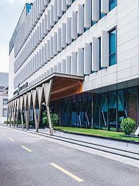 上海虹桥国展临空园区亚朵S酒店