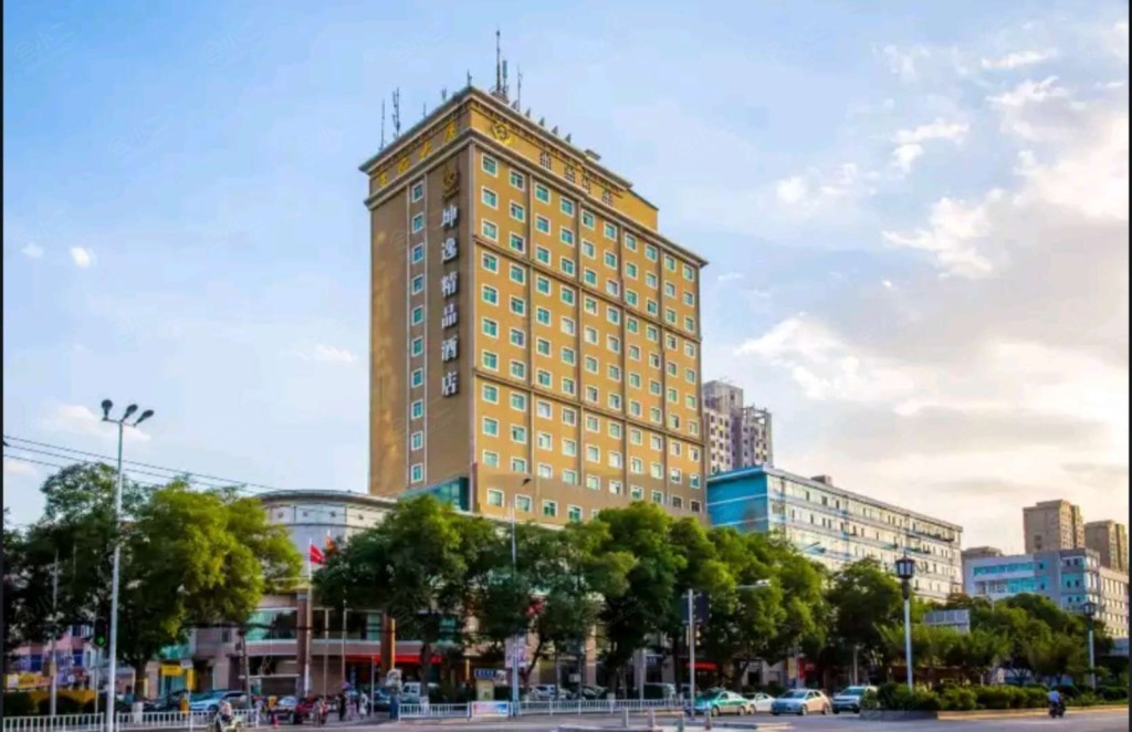 坤逸精品酒店（兰州桃海店）