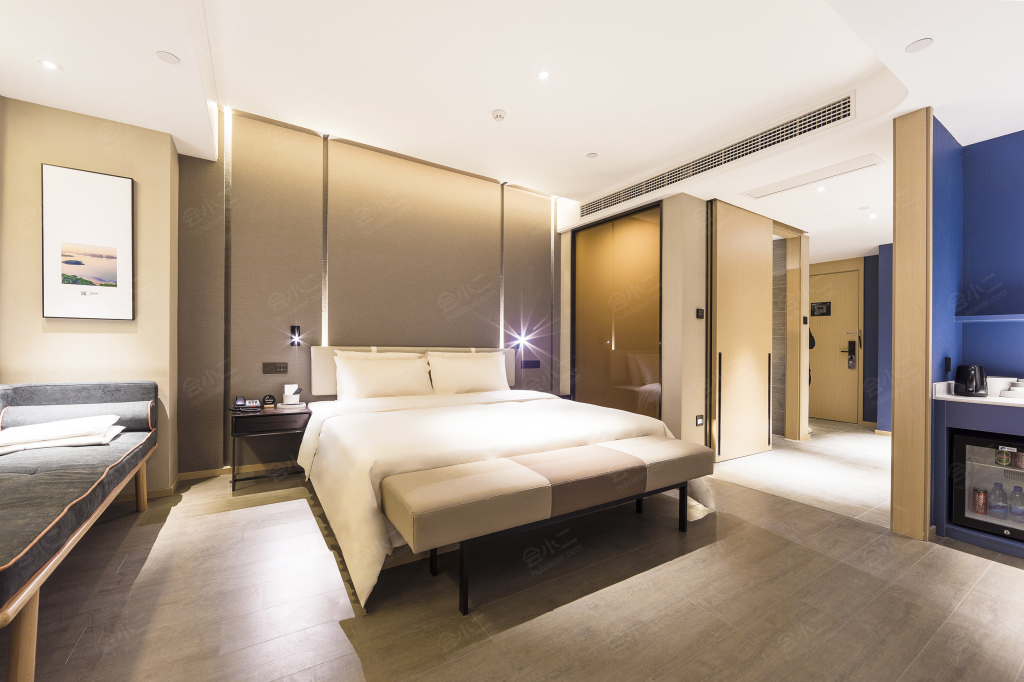 郑州东站第八大街亚朵酒店客房图片