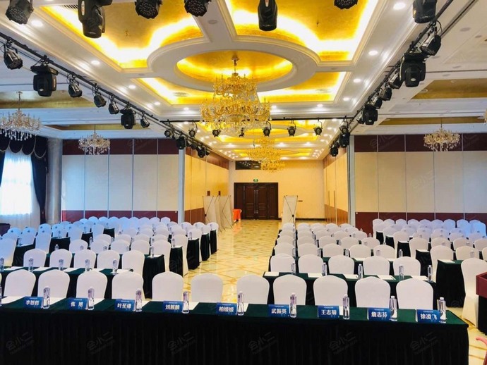 香河海昌假日酒店金色大厅