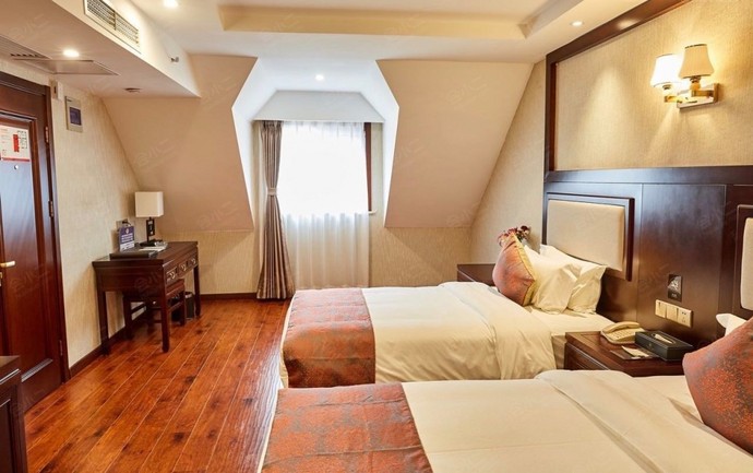 香河海昌假日酒店精品阁楼双床房