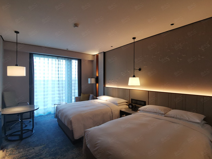 上海中优城市万豪酒店豪华双床房