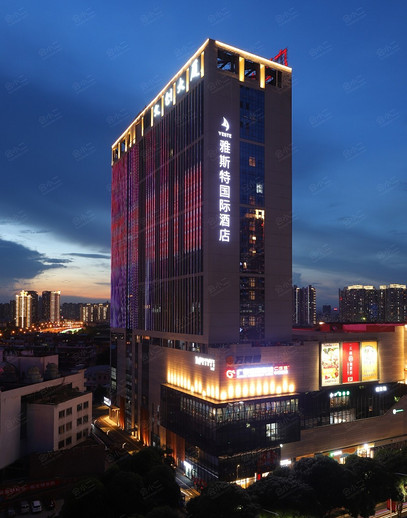 雅斯特国际酒店（南宁剧场地铁站店）外观