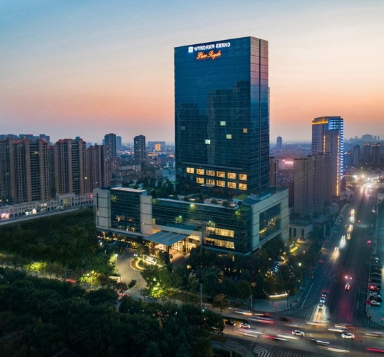长兴久光温德姆至尊豪廷大酒店