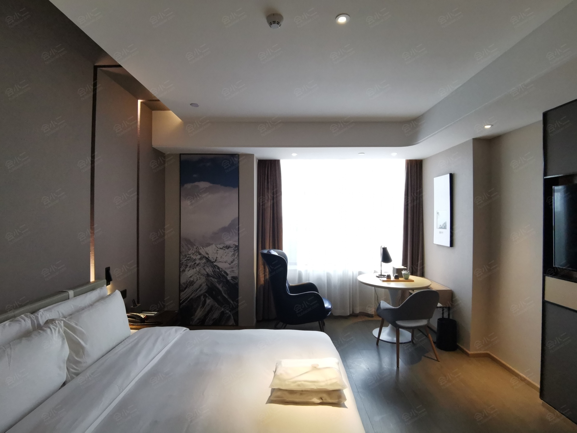 北京临空新国展亚朵酒店客房图片