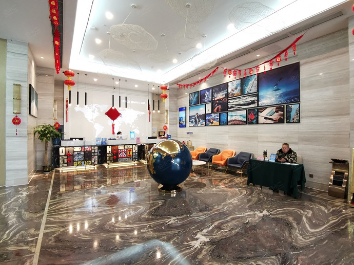 凯里亚德酒店（长沙高铁南站香樟路店）大堂
