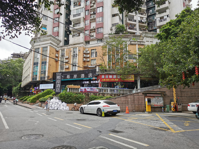 希岸酒店（广州美术学院昌岗地铁站店）