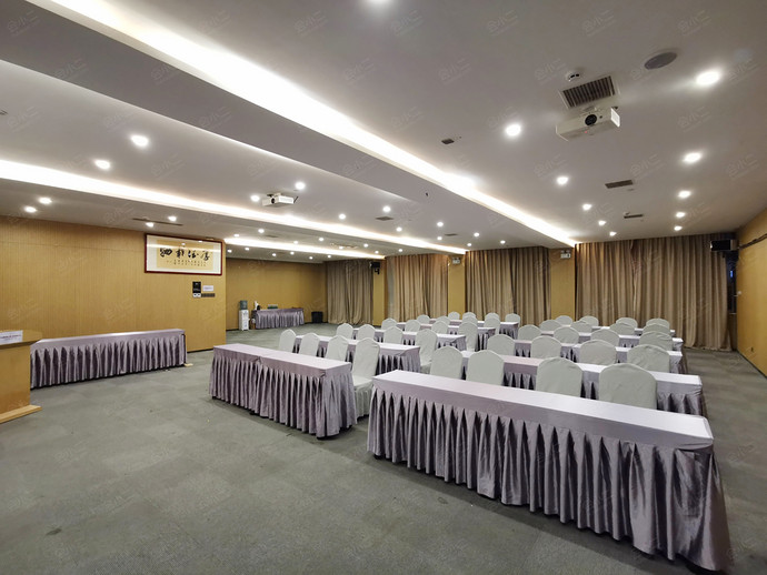 济南解放路亚朵轻居酒店共语