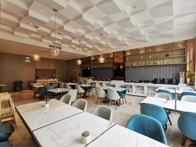 济南解放路亚朵轻居酒店相招