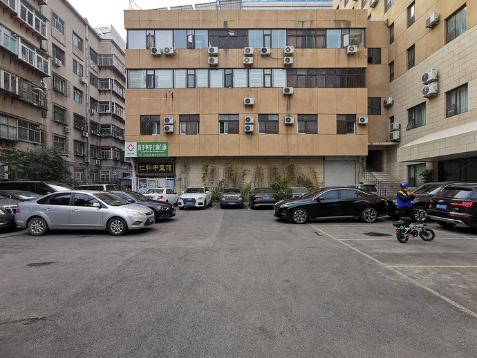 济南解放路亚朵轻居酒店