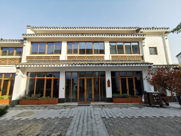 苏州悦美万象酒店近水楼