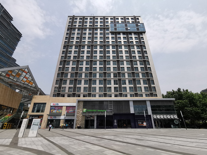 上海宝山宝杨智选假日酒店