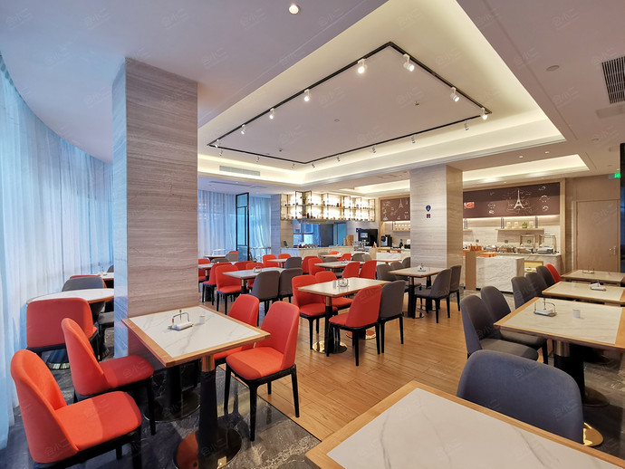 凯里亚德酒店（济南齐鲁医院趵突泉店）凯里亚德酒店自助餐厅