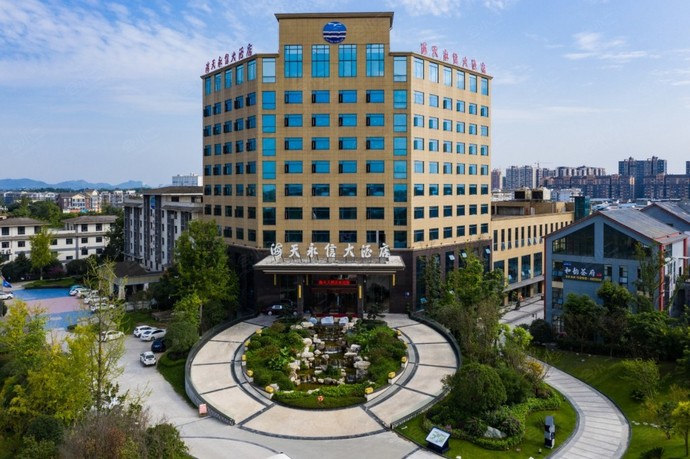 海天永信大酒店外观