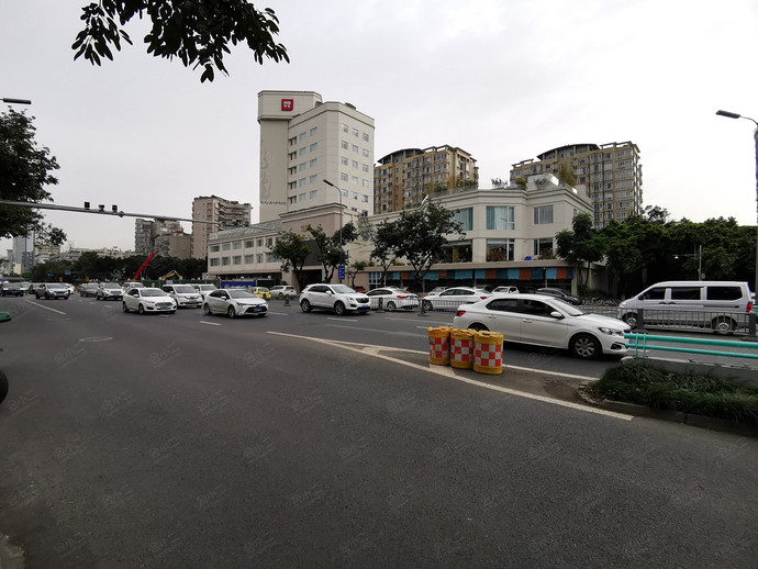 邛海宾馆（成都永丰店）邛海宾馆主楼