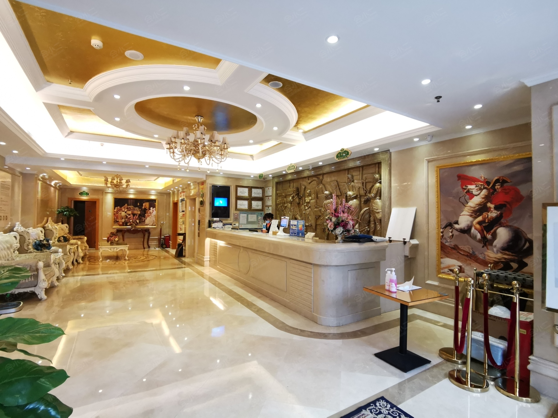 维也纳3好酒店(武汉司门口户部巷店)大堂大堂高清图片