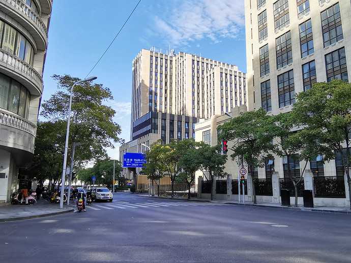 睿柏·云酒店（上海徐汇滨江打浦桥店）