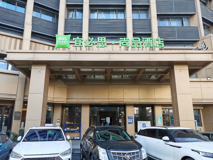 宜必思尚品酒店（杭州火车东站秋涛北路店）外观