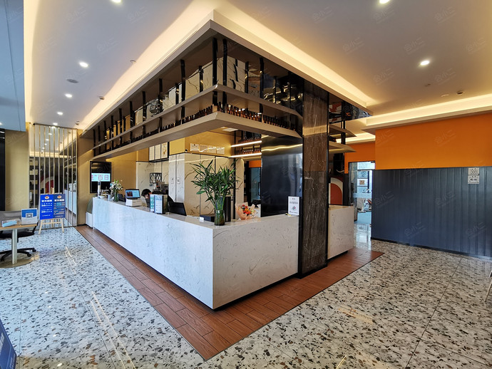 宜必思尚品酒店（杭州火车东站秋涛北路店）大堂