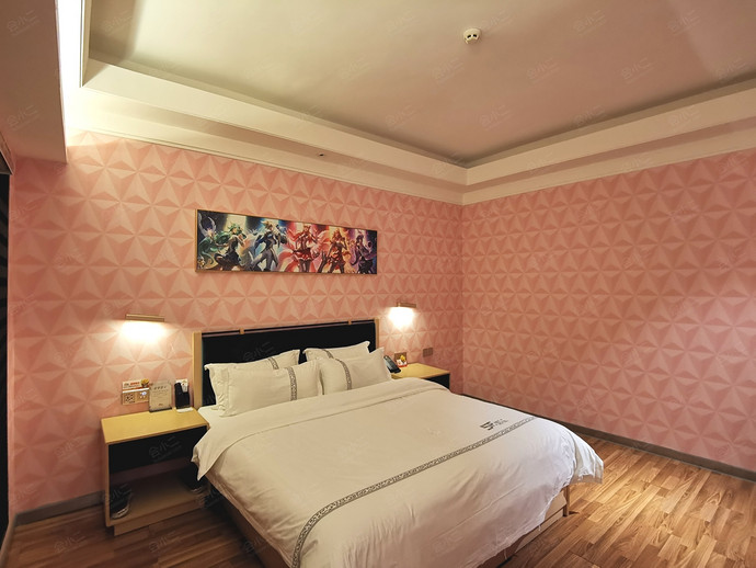 贵阳5F.NET+HOTEL酒店无窗大床房