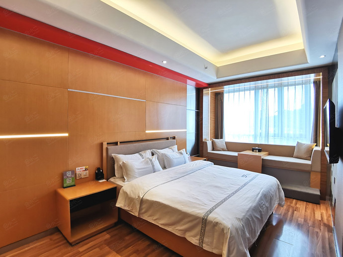 贵阳5F.NET+HOTEL酒店智能商务大床房
