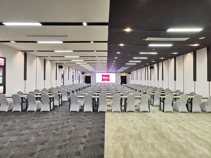 宜必思酒店（昆明南站店）会议室1