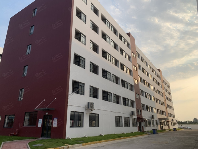 中盈职业技能培训学校B栋