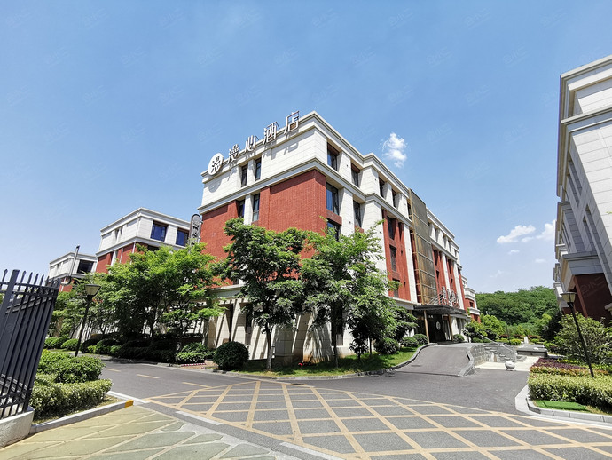 南京仙林大学城漫心酒店