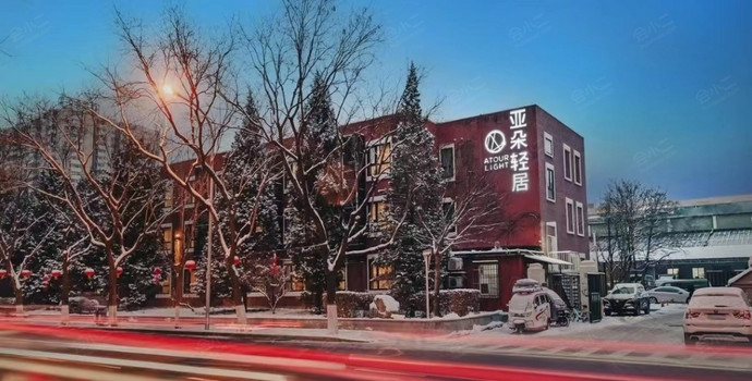 北京西站马连道亚朵轻居酒店外观