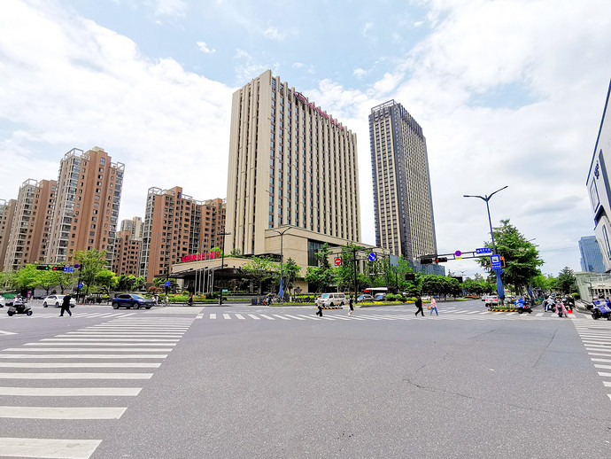 杭州钱塘皇冠假日酒店