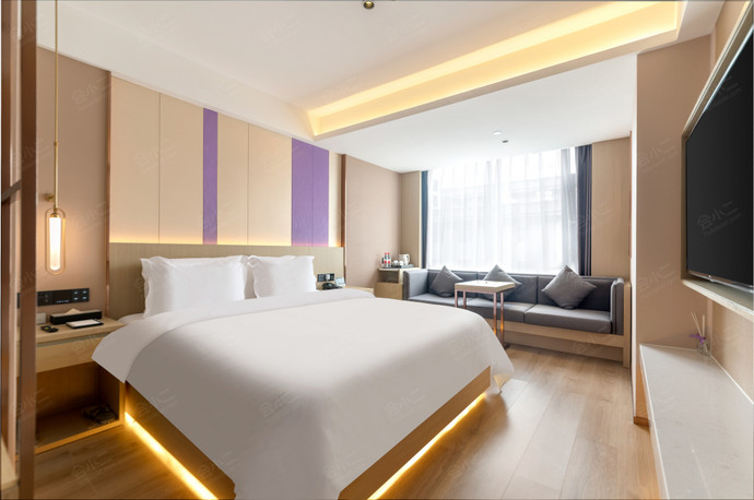 麗枫酒店（昆明东风广场南屏街店）豪华大床房