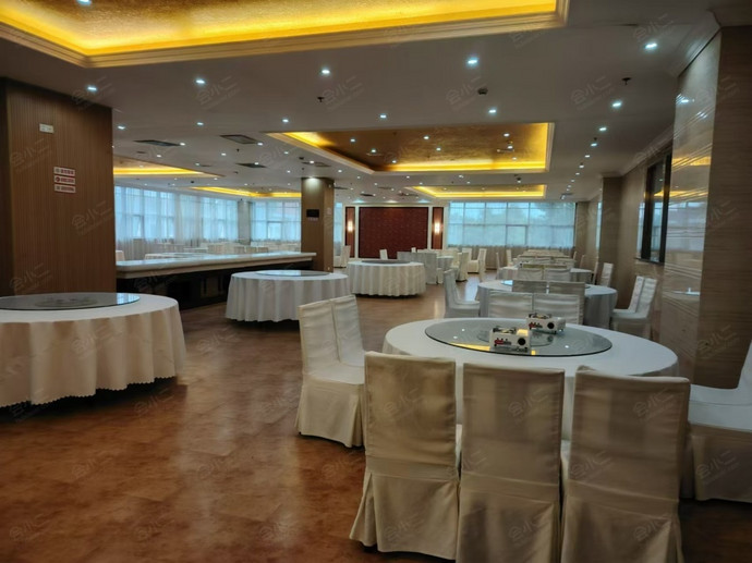 逸庭酒店（长沙火炬村地铁站店）中餐厅