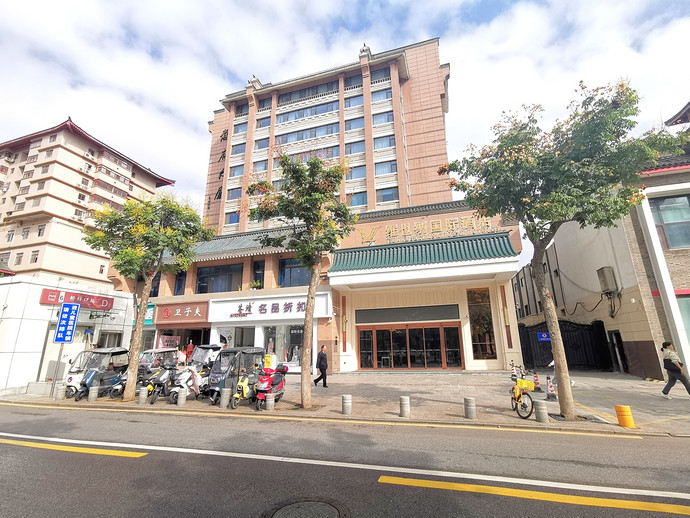 维也纳国际酒店（西安钟楼回民街店）