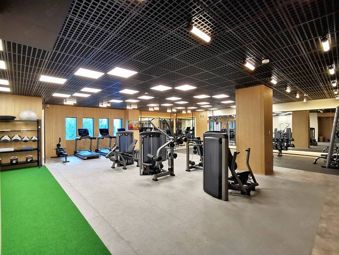 上海虹桥机场香格里拉及盛贸酒店健身