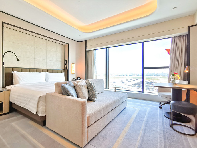 上海虹桥机场香格里拉及盛贸酒店豪华阁大床房