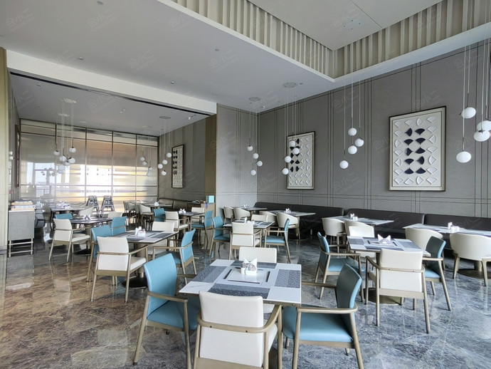 济南施柏阁酒店Béla Béla自助餐厅