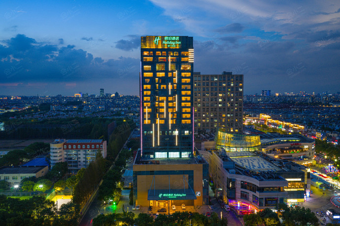 上海闵行中心假日酒店