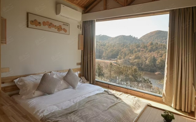 裕和夫子山居桃山和趣木屋