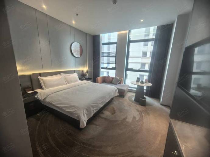 东谷酒店天津奥体中心王顶堤地铁站店豪华大床