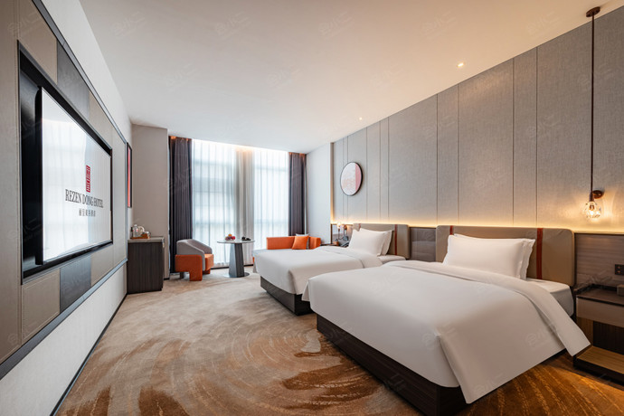 东谷酒店天津奥体中心王顶堤地铁站店豪华双