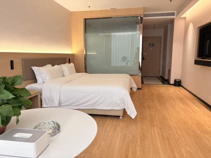 石家庄市上东国际酒店豪华大床房