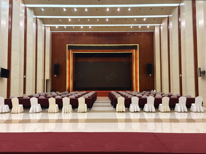 石家庄市上东国际酒店多功能厅